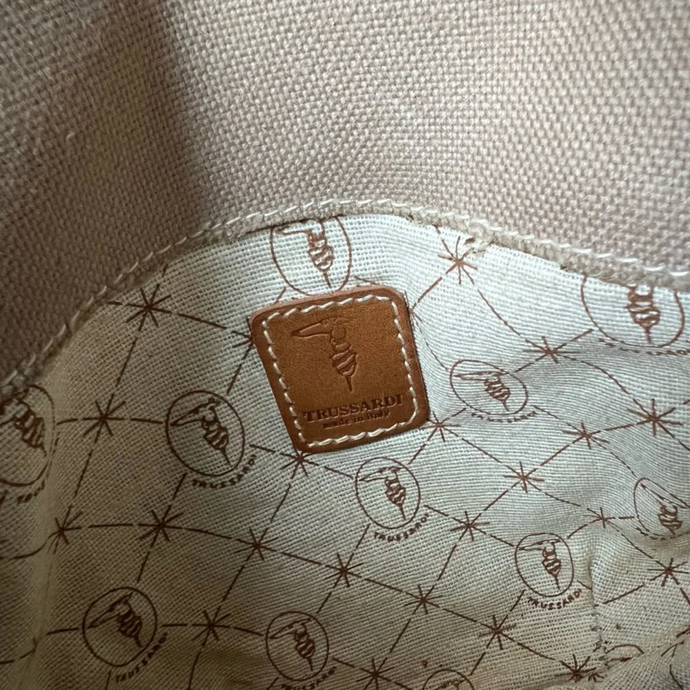 Trussardi Tan and Cream Women's Bag - Picture 6 of 9